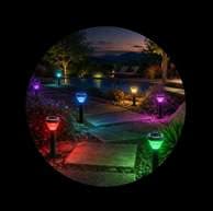Poste LED exterior con panel solar y control remoto · 246